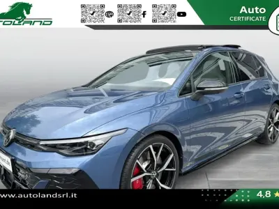 Usata VW Golf VIII GTI Clubsport 300 CV (220 kW) 2025 Arancione Berlina