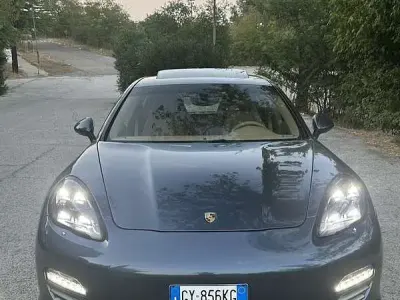 Usata Porsche Panamera 400 CV (294 kW) 2011 Utilitaria