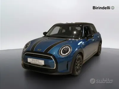 Usado Mini Cooper Classic 136 HP (100 kW) 2022 Azul Citadino