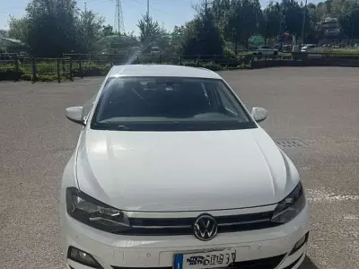 Käytetty VW Polo Comfortline 80 HP (58 kW) 2020 Viistoperä