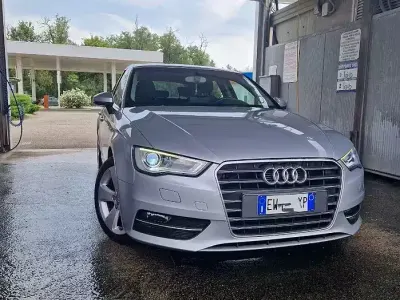 Usata Audi A3 Ambition 180 CV (132 kW) 2014 Argento Berlina