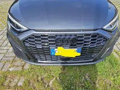 Usata Audi A3 S-Line 116 CV (85 kW) 2022 Grigio Berlina