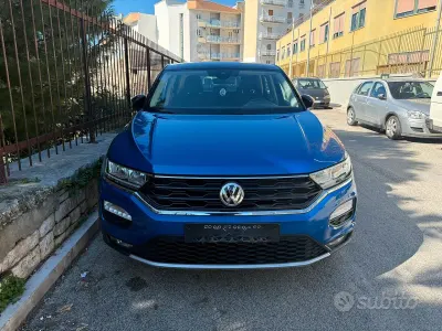 Occasion VW T-Roc Advance 116 PK (85 kW) 2020 Blauw SUV