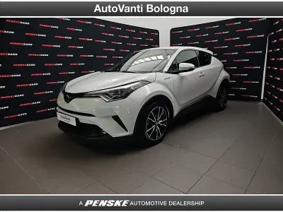 Usata Toyota C-HR Lounge 122 CV (89 kW) 2019 Bianco SUV