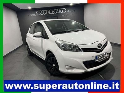 Usata Toyota Yaris Sol 69 CV (50 kW) 2012 Bianco Berlina