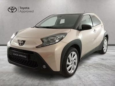 Usata Toyota Aygo X Trend 72 CV (52 kW) 2022 Beige SUV