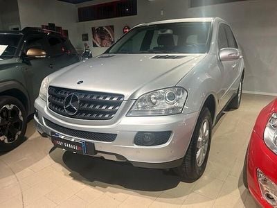 Usata Mercedes ML280 190 CV (139 kW) 2007 Argento SUV