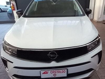 Usata Opel Grandland X Business Elegance 131 CV (96 kW) 2023 Bianco SUV