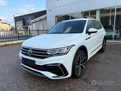 Usata VW Tiguan Allspace R 150 CV (110 kW) 2023 Bianco SUV