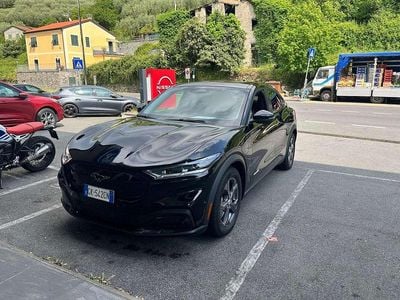 Begagnad Ford Mustang Mach-E Extended Range 216 kW (294 HK) 2022 Svart SUV