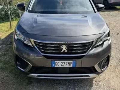 Usata Peugeot 5008 Allure 131 CV (96 kW) 2020 SUV