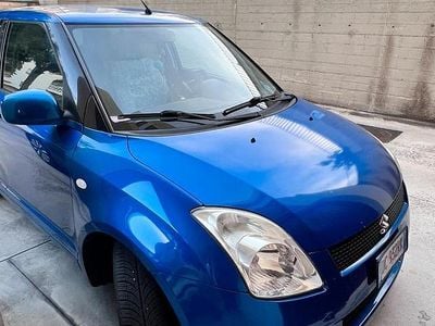 Usata Suzuki Swift 69 CV (50 kW) 2007 Blu Utilitaria