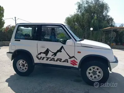 Usata Suzuki Vitara 75 CV (55 kW) 1995 Bianco SUV