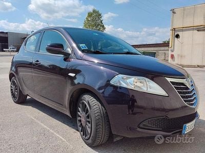 Usata Lancia Ypsilon 69 CV (50 kW) 2013 Utilitaria