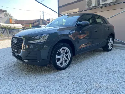 Usata Audi Q2 Advanced 116 CV (85 kW) 2017 Grigio SUV
