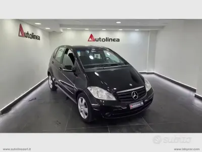 Usata Mercedes A180 Executive 109 CV (80 kW) 2010 Nero Berlina