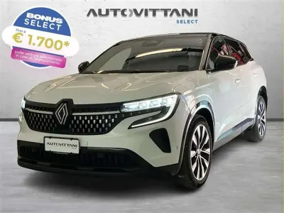 Usata Renault Austral Techno 131 CV (96 kW) 2023 Bianco SUV