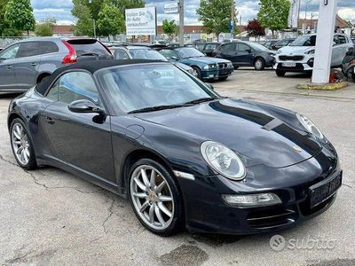 Porsche 911 Carrera 4 Cabriolet