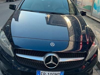 Usata Mercedes A180 Edition 109 CV (80 kW) 2018 Blu Berlina
