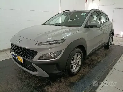 Usata Hyundai Kona 120 CV (88 kW) 2023 Grigio metallizzato SUV