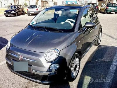 Begagnad Fiat 500 Lounge 69 HK (50 kW) 2011 Grå Sedan