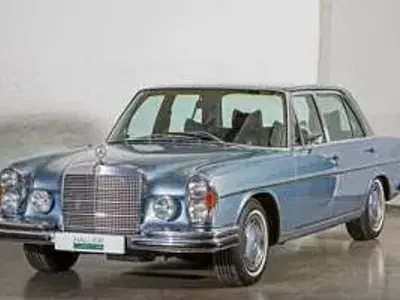 Usata Mercedes 300 250 CV (183 kW) 1970 Blu Berlina