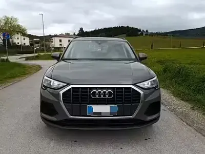 Usata Audi Q3 Advanced 150 CV (110 kW) 2019 Grigio SUV