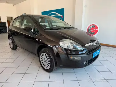 Usata Fiat Punto Evo 70 CV (51 kW) 2010 Nero Utilitaria