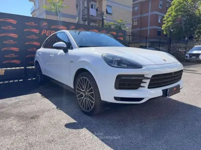 Usata Porsche Cayenne Coupe 340 CV (250 kW) 2021 Bianco Coupé