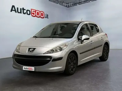 Usata Peugeot 207 73 CV (53 kW) 2009 Argento Berlina