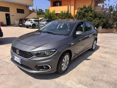 Usata Fiat Tipo Easy 120 CV (88 kW) 2019 Grigio Station wagon