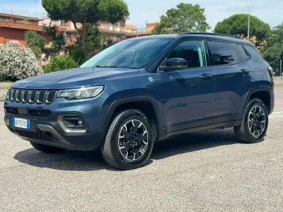Usata Jeep Compass Trailhawk 241 CV (177 kW) 2023 Blu/azzurro SUV
