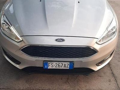Usata Ford Focus 95 CV (69 kW) 2018 Grigio Station wagon