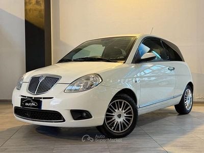 Usata Lancia Ypsilon 69 CV (50 kW) 2009 Bianco Utilitaria