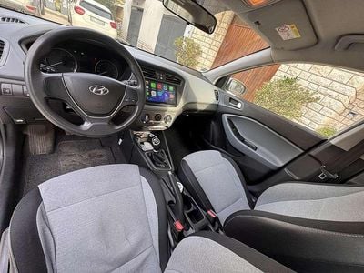 Usata Hyundai i20 Edition 75 CV (55 kW) 2015 Utilitaria