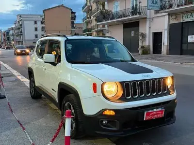 Usata Jeep Renegade 105 CV (77 kW) 2017 Bianco SUV