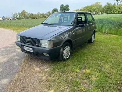 Usata Fiat Uno 105 CV (77 kW) 1985 Grigio Utilitaria