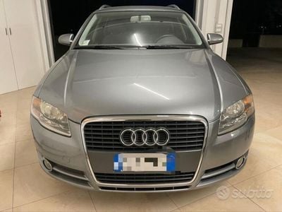 Usata Audi A4 116 CV (85 kW) 2005 Grigio Station wagon
