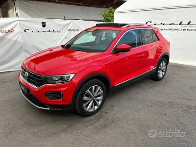 Usata VW T-Roc Advance 116 CV (85 kW) 2019 Rosso SUV