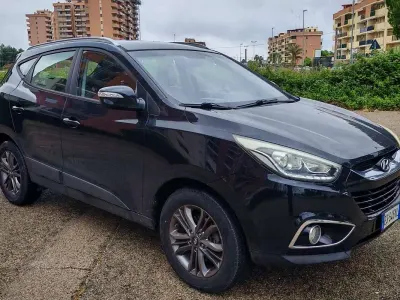 Gebraucht Hyundai ix35 Comfort 116 PS (85 kW) 2014 Schwarz SUV