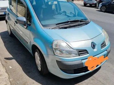 Usata Renault Modus 75 CV (55 kW) 2009 Bluazzurro Monovolume