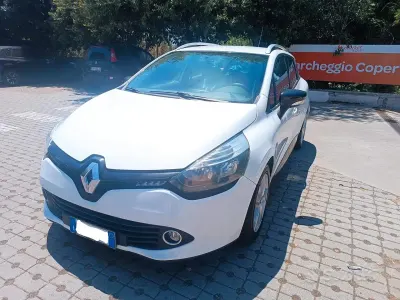 Usata Renault Clio 73 CV (53 kW) 2015 Bianco Station wagon