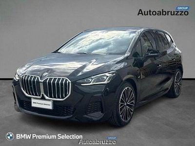 Nero Usata 2024 BMW 218 Active Tourer Comfort Edition Monovolume | 34.900 € (Buon prezzo)