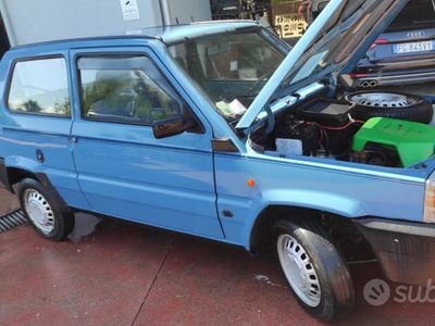 Usata Fiat Panda 34 CV (25 kW) 1990 Blu Utilitaria