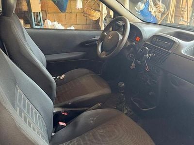 Usata Fiat Punto 2009 Rosso Utilitaria