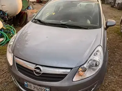 Usata Opel Corsa 80 CV (58 kW) 2008 Grigio Utilitaria