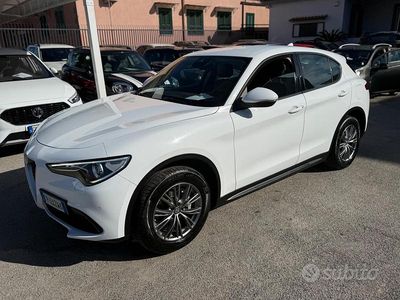 Usata Alfa Romeo Stelvio 190 CV (139 kW) 2018 Bianco SUV