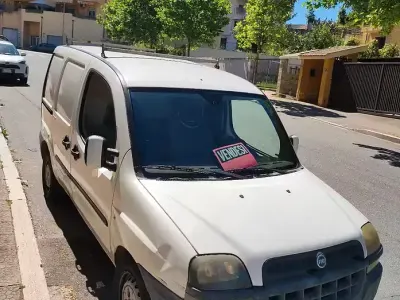 Begagnad Fiat Doblò 105 HK (77 kW) 2004 Vit Minibuss