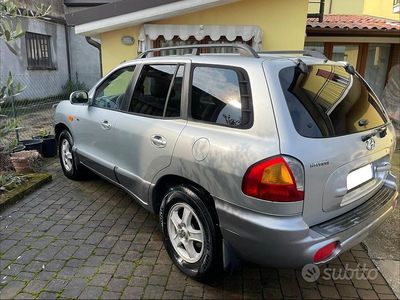 Usata Hyundai Santa Fe 2002 Grigio SUV