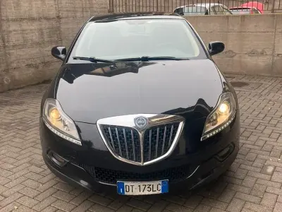 Usata Lancia Delta 120 CV (88 kW) 2008 Nero Utilitaria